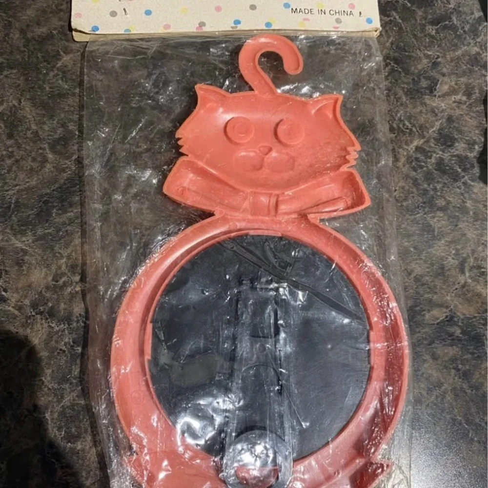 Vintage Diplomat Cat Shaped Mirror